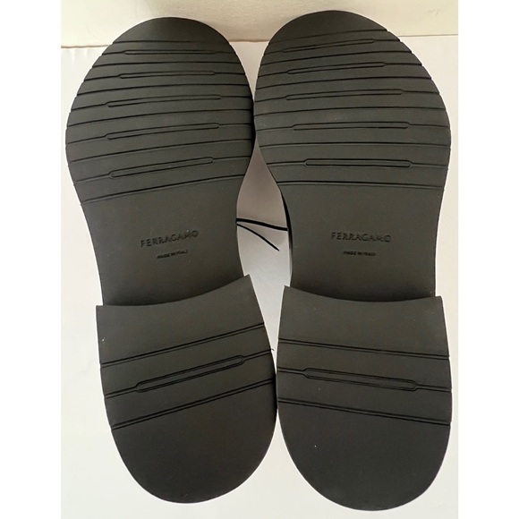 Ferragamo Men’s Fiorino Leather Derby Loafers - Picture 12 of 15